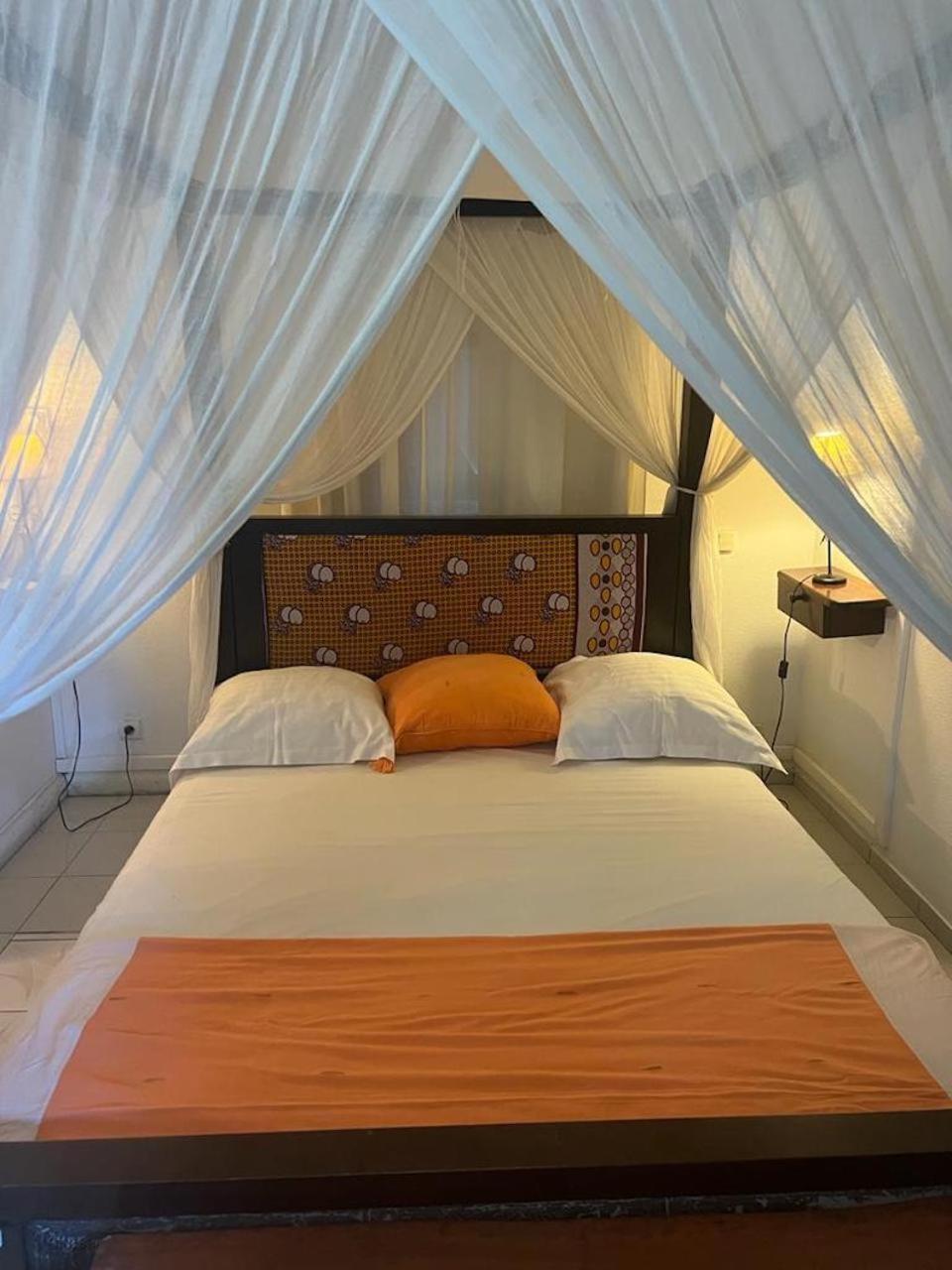 Hotel Le Neem à Saint-Francois  Extérieur photo