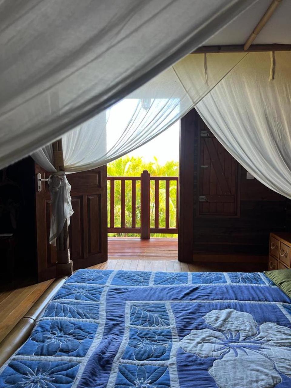 Hotel Le Neem à Saint-Francois  Extérieur photo